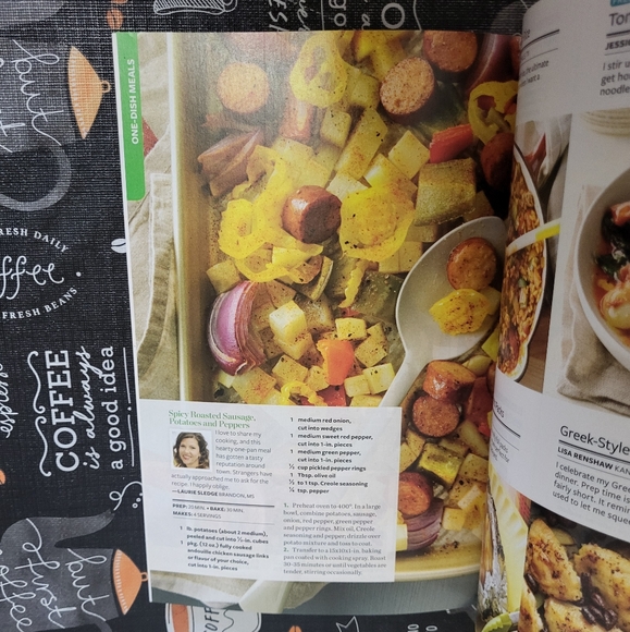 3 For $15 Taste of Home Collector's Edition Comfort Food Spring 2016 - Picture 2 of 12